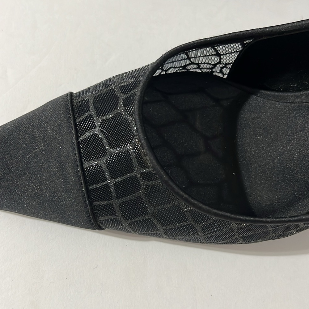 Nina Black 8.5 Woman’s Kitten Heels - Picture 3 of 6